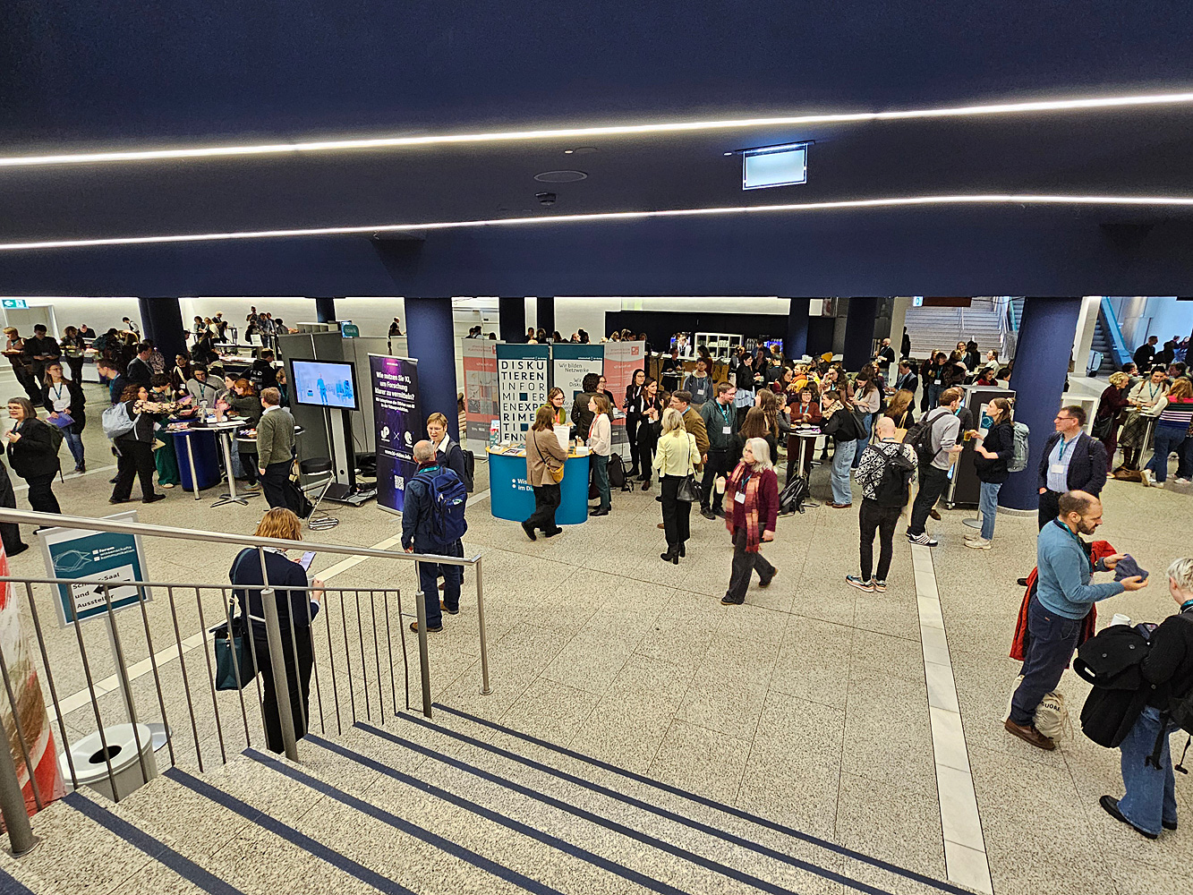 Das Foyer des Forum Wissenschaftskommunikation 2025